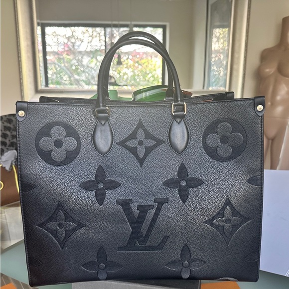 Grande Black Empriente Leather Tote Bag - added pictures - Picture 6 of 11